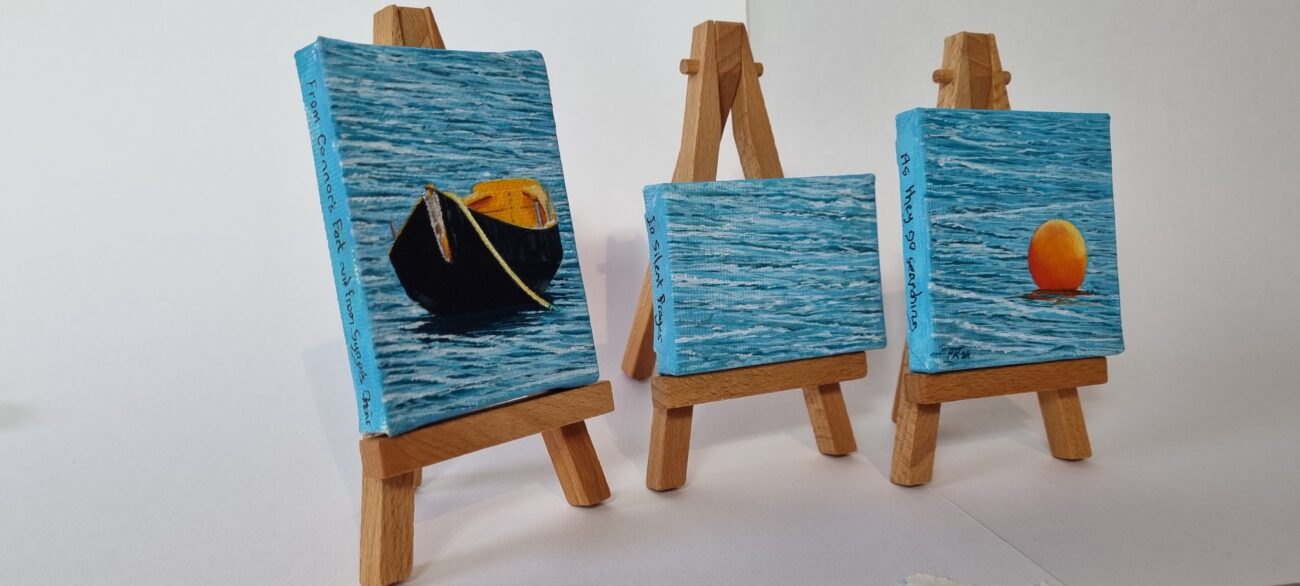 Gift Ideas | Art Hints | Art Tips | Homemade Glass Pallette |Custum Painted Lamp | Stone Painting | Homemade Gifts | Miniature Easels | Sunflower Painting | Arran Islands Currach | Inis Mor Currach | Oil Paint Pallette